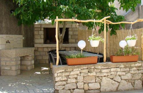 Orlec House | Holiday house with a parking space Orlec, Cres - 19938