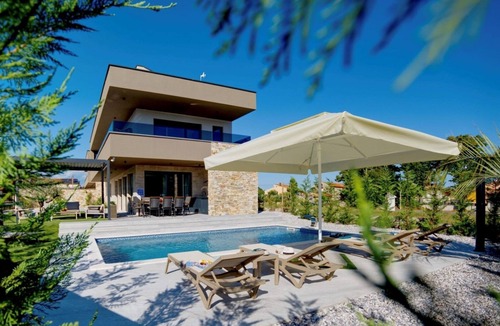Marcana House | Holiday house with a swimming pool Marčana (K-26968)