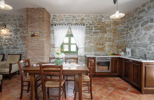 Dracevac House | Holiday house with pool for 10 persons, 2 separate accommodation units,in Porec
