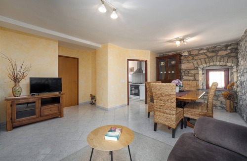 Dracevac House | Holiday house with pool for 10 persons, 2 separate accommodation units,in Porec