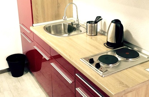 Rakovica Apartment | Homerez - Appartement 15 km away from the slopes for 2 ppl. with shared pool