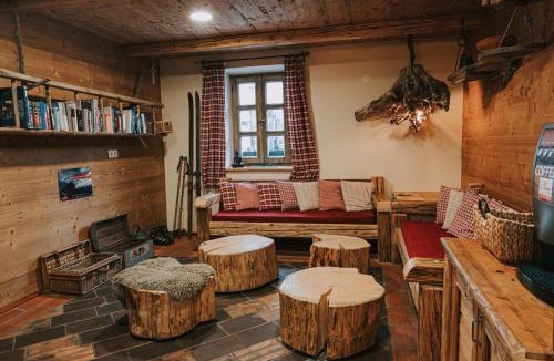 Mojstrana Hostel | Hostel Lukna