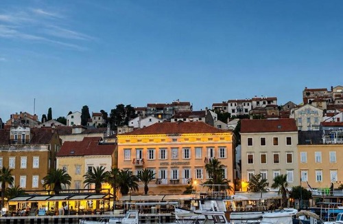 Cove Murtar Hotel | Hotel Apoksiomen
