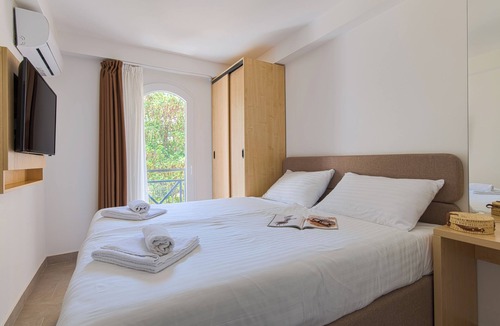 Omisalj Hotel | Hotel Delfin