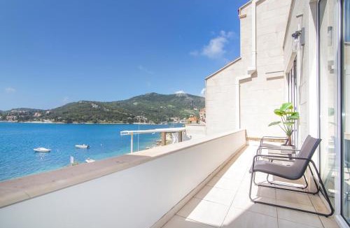 Zaton Apartment | Hotel M Apartment 4 - Sea View, Breakfast & Free Garage Parking