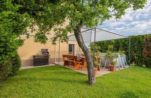 Velike Bloke House | House Dijana Pool & Garden - Happy Rentals