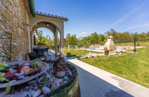 Krsan House | House Dorino