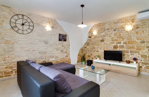 Svetvincenat House | House Furlani with lovely garden and private Pool