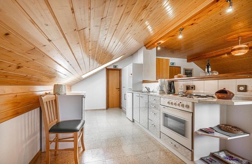 Zerovnica Apartment | House Mavko Near Lake Cerknica - Happy Rentals