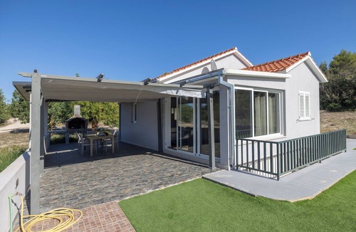 Supetar House | House Nane Garden (109991-K1) - Mirca - island Brac