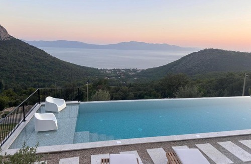 Zaostrog Villa | House of Mirama