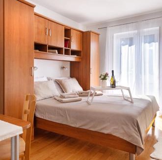 Strunjan Apartment | House Olive Garden Strunjan