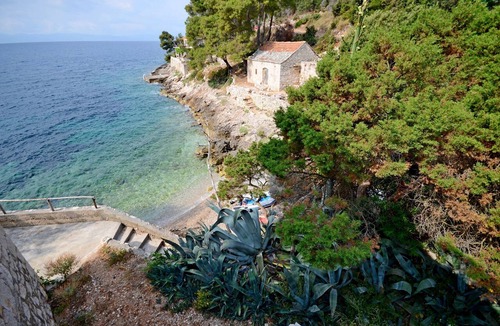 Gdinj House | House Slavka (30542-K1) - Gdinj - island Hvar