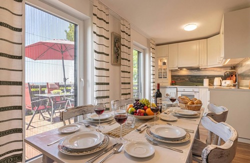 Tisina House | House VilAna: Jacuzzi, Garden & BBQ, Puconci, Slovenia