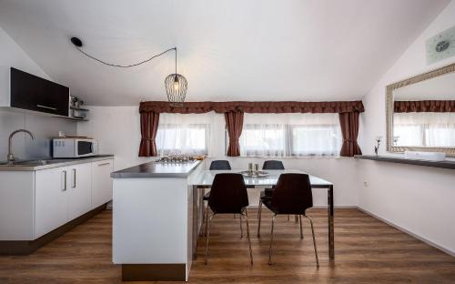 Katoro Apartment | Hundefreundliches Apartment nur 300 Meter zum Strand
