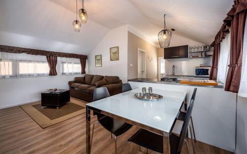 Katoro Apartment | Hundefreundliches Apartment nur 300 Meter zum Strand