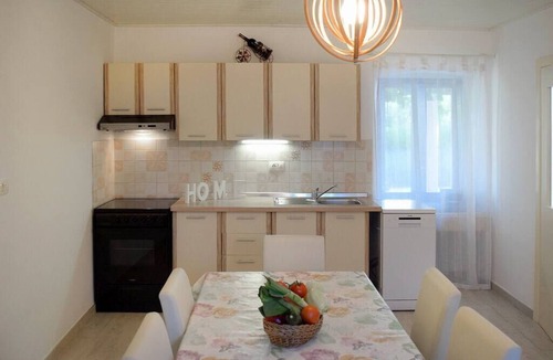 Divsici House | Idyllically situated vacation home with pool for 6