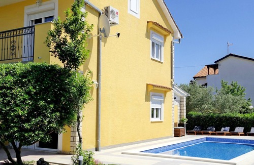 Silo House | in Šilo mit Privatem Pool by Interhome
