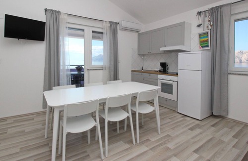 Baska Apartment | in Baška mit Eigenem Balkon by Interhome