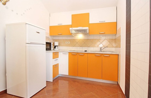 Baska Apartment | in Baška mit Eigenem Balkon by Interhome