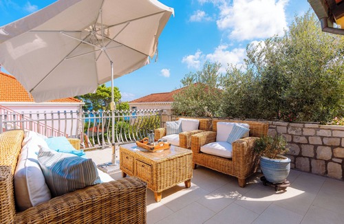 Lumbarda House | "Irresistible Charm Awaits: A Dream Home Just Steps from the Sea!"