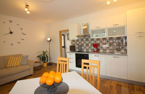 Mali Maj Apartment | Jakomina 1 by Interhome
