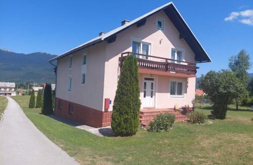 Korenica House | Jelena