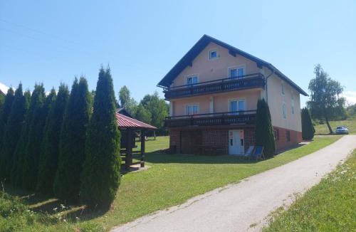 Korenica House | Jelena