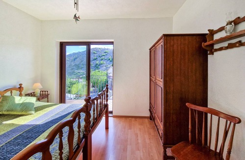 Cesarica House | Kamena kuća by Interhome