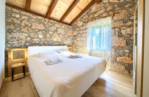 Kornic Villa | Kamena vila