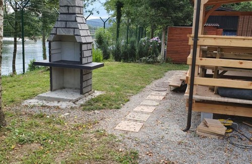 Vinica House | kamp katra mobilna hiška EXCLUSIVE