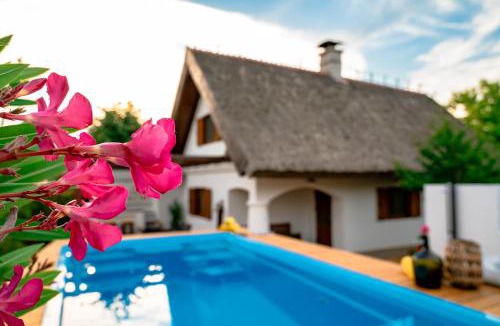 Beltinci House | Kmečka Hiška - Hiša vina Cuk