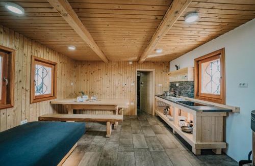 Kamnik Ski Chalet | Koča Ojstrica - Velika planina