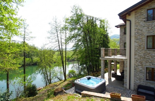 Metlika House | Kolpa Paradise Jacuzzi & Sauna, Metlika, Slovenia