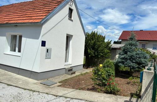 Marija Bistrica House | Kuća za odmor Sara