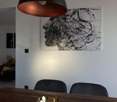 Prizba Apartment | La Familia