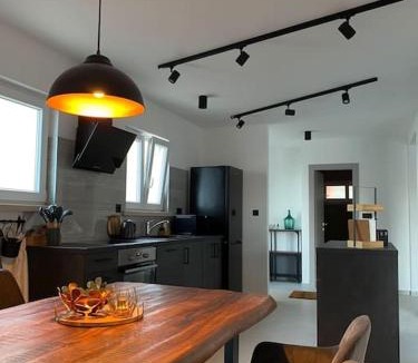 Prizba Apartment | La Familia