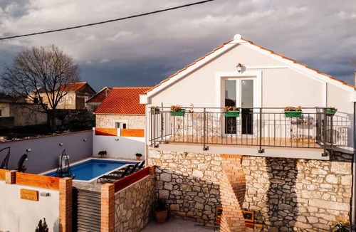 Gornji Zemunik House | La Felicita - Two Bedroom Holiday Home