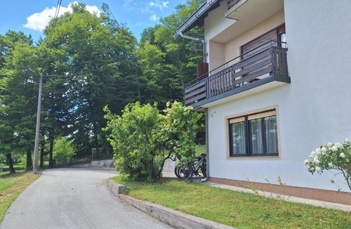 Ogulin Apartment | Lake Crown