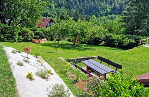 Grahovo House | Lake View Holiday Home
