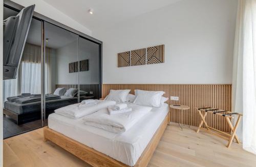 Zelenka Villa | LCT Villa Ana