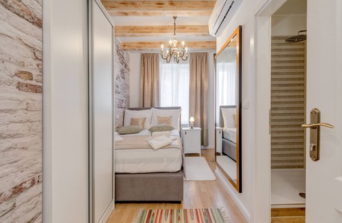 Split House | Le Monde Luxury Accommodation