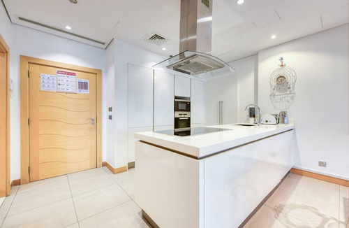 Palm Jumeirah Apartment | Lively 1 BR at Al Nabat Shoreline 8 Palm Jumeirah by Deluxe Holiday Homes