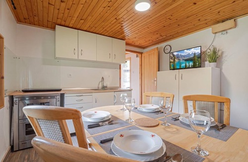 Zalec House | Lodge Trtinka/w Terrace & BBQ in Nature, Žalec, Slovenia