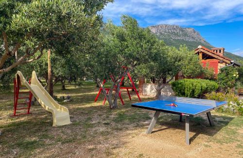 Kastel Luksic Villa | Lola - privacy, pool & view