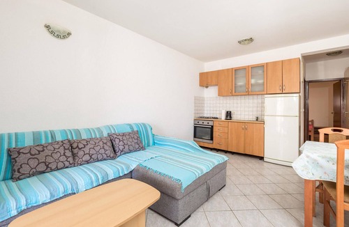 Vidalici Apartment | Look forward to a wonderful sea view during your vacation in this vacation apartment.