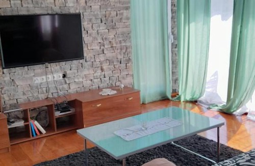 Pirovac Apartment | loren