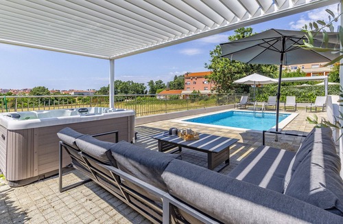 Valdebek Villa | Lotus Elite Villa with Pool & Jacuzzi 6