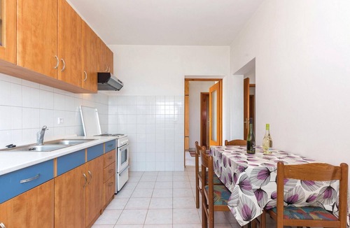 Novi Vinodolski Apartment | Lovely apartment in Novi Vinodolski with WiFi