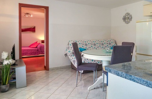 Duga Luka Apartment | Lovely apartment for 2 people with A/C, WIFI, TV and terrace